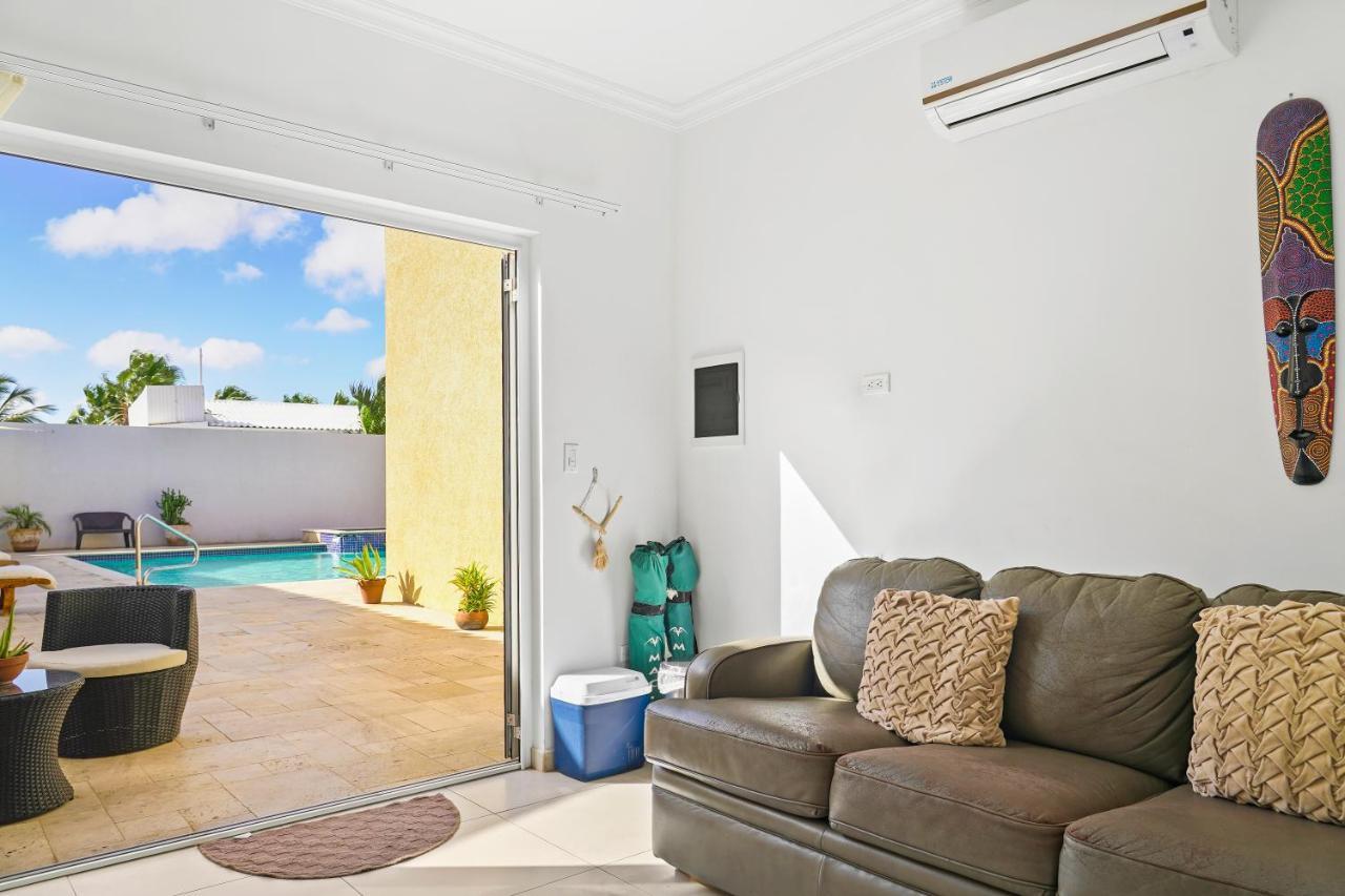 Aruba'S Bakval Suites 外观 照片